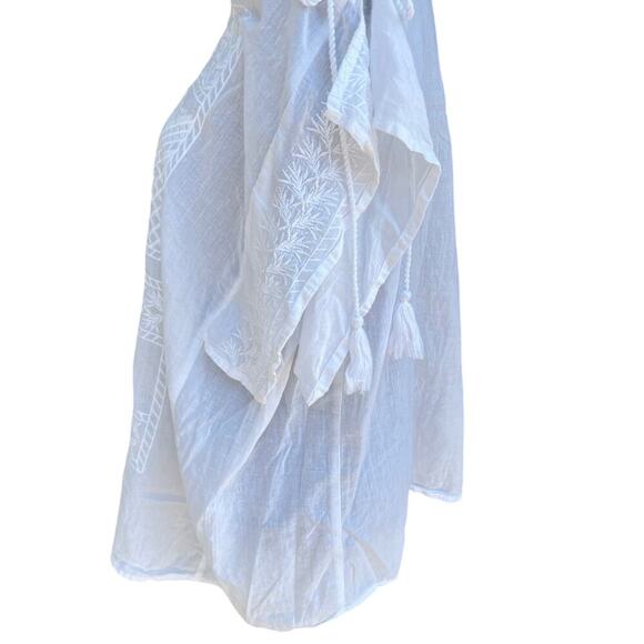 Violeta by Mango Women’s size XL summer top, white with embroidery - Picture 8 of 11